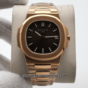 High-quality imitation of Nautilus 5711 in rose gold with integrated bracelet