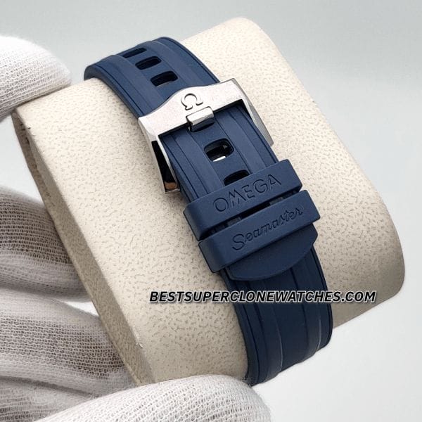 omega seamaster steel rubber strap clone