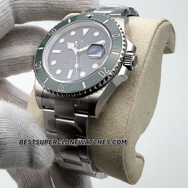 Rolex Starbucks super clone watch with unidirectional green bezel and oyster bracelet