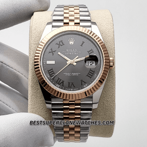 Close-up view of the Rolex Datejust Oystersteel and Everose Gold Slate Dial 3235 Swiss super clone watch Ref-126331.