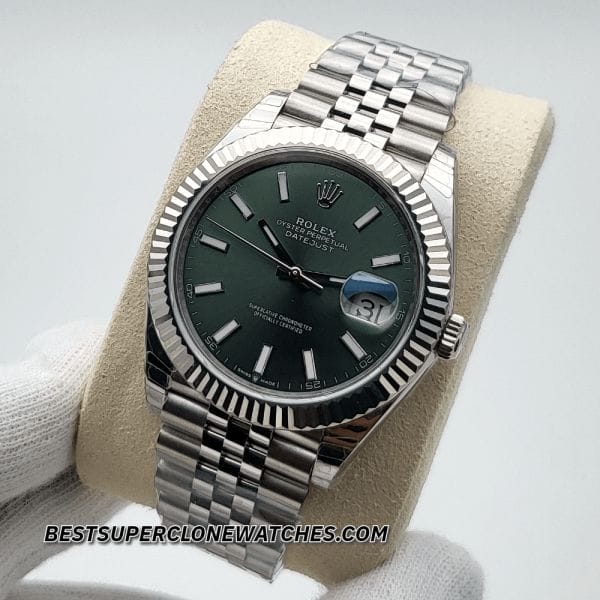 Fake Rolex Datejust 126334 with mint green dial, Oystersteel and white gold case, powered by 3235 movement