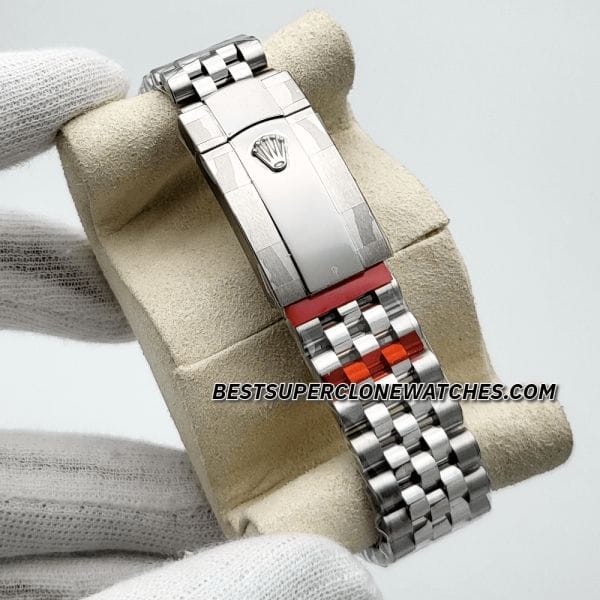 Fake Rolex Datejust 126334 with bright black dial, Oystersteel and white gold case, powered by 3235 movement