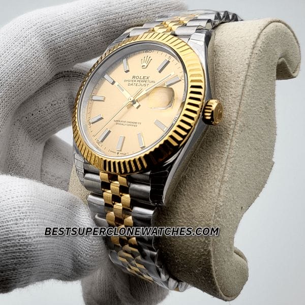Rolex Datejust 3235 fake watch, super clone featuring a champagne-colour dial, Oystersteel, and yellow gold—luxurious design replica.