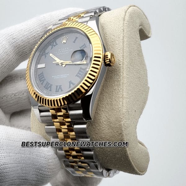 Rolex Datejust Ref-126333 super clone with yellow gold accents, slate dial, and Oystersteel case—an excellent fake watch replica.
