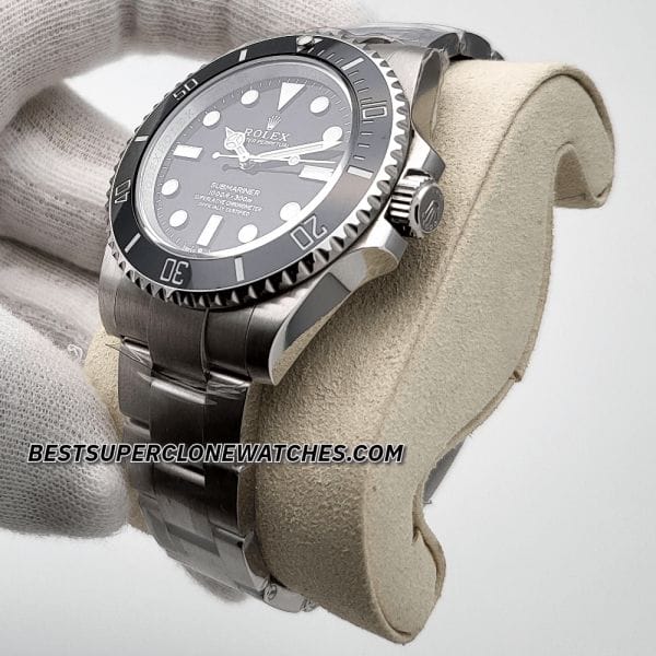 Rolex Submariner Ref-124060 super clone with black dial, Oystersteel bracelet, and Swiss 3230 automatic movement—premium fake watch.