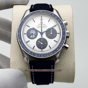 replica Omega Speedmaster Snoopy edition