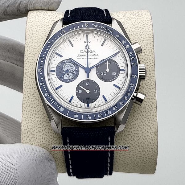 replica Omega Speedmaster Snoopy edition